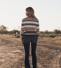 Load image into Gallery viewer, Lightweight knit
