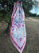 Load image into Gallery viewer, Wild rag (multiple options)
