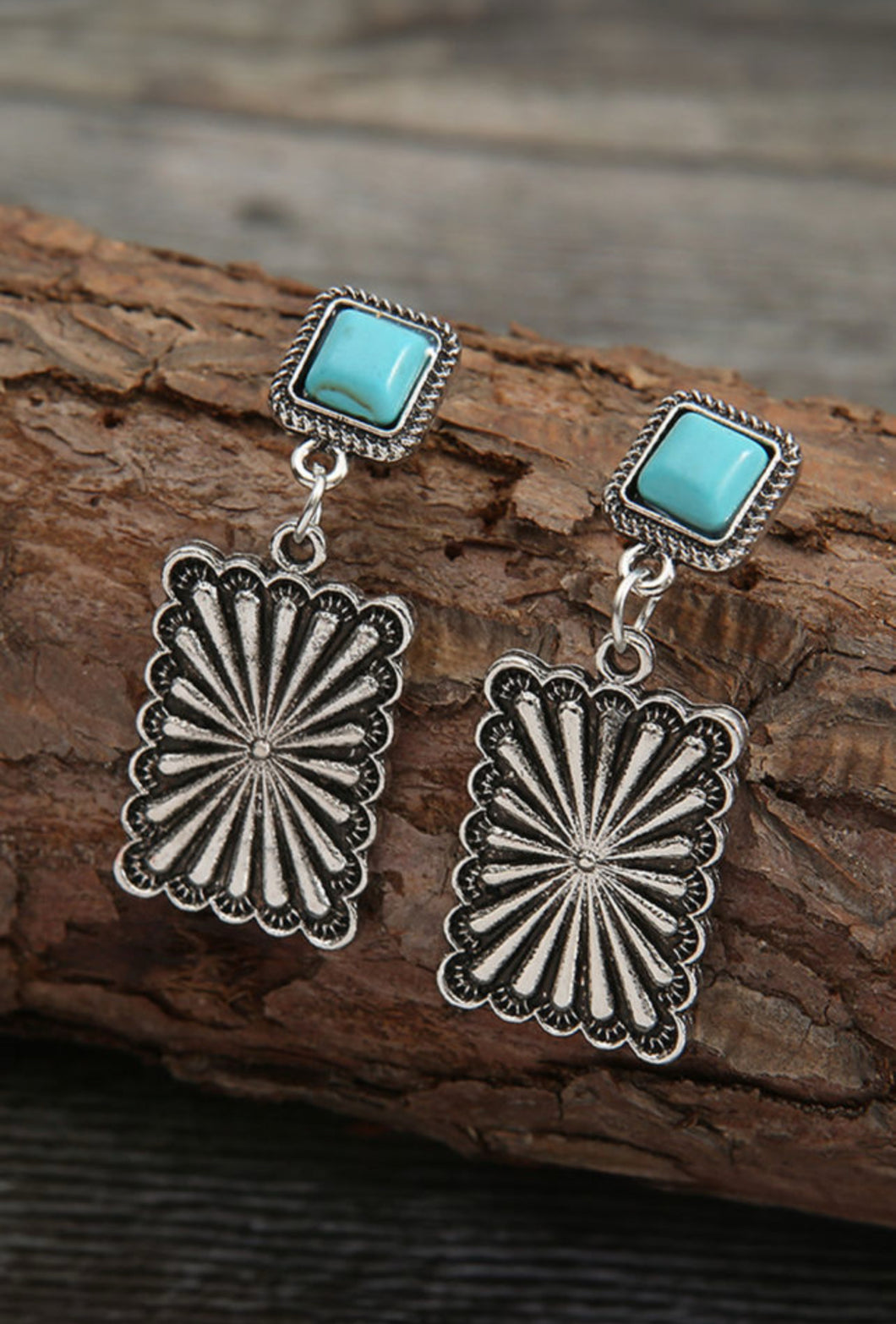 Turquoise earring
