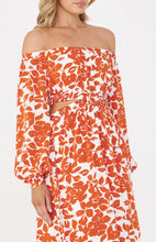 Load image into Gallery viewer, Maxi dress with cut out
