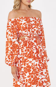 Maxi dress with cut out